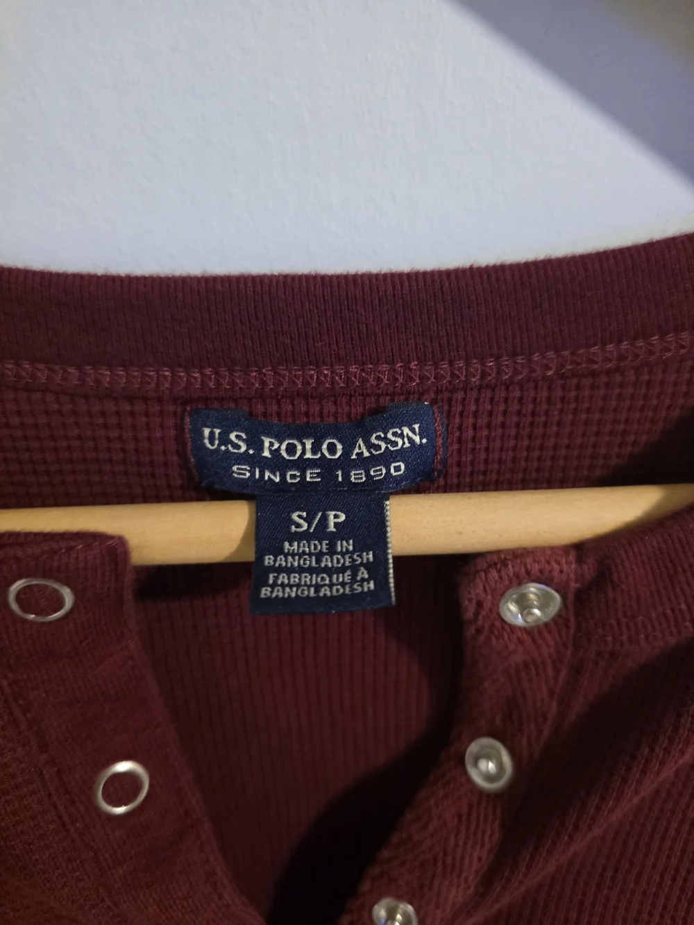 U.S. Polo Assn. Burgundy Waffle Knit Henley Top Size Small - Picture 3 of 10